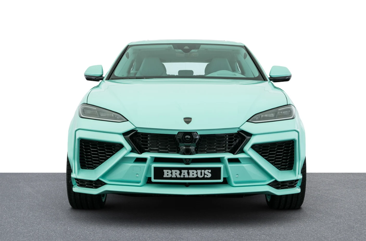 【魔改造】ブラバスがランボルギーニ・ウルスSEの内外装を「フルミント」へ。888馬力のパワーと「1億円」プライスが放つ圧倒的存在感