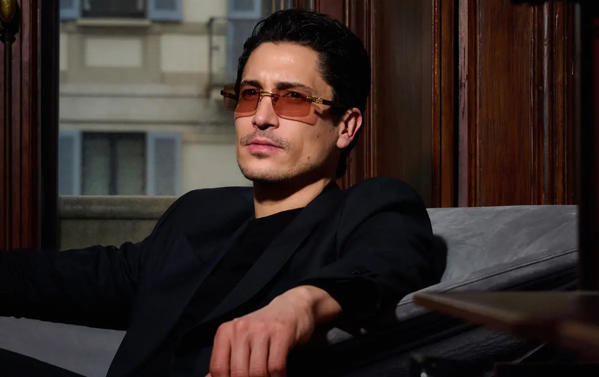 【けっこう売れてるのか・・・】ブガッティのサングラスが好評につき「第4弾」へと進化。ミラノで解禁されたハイパーカーの魂を宿した究極のアイウェアとは