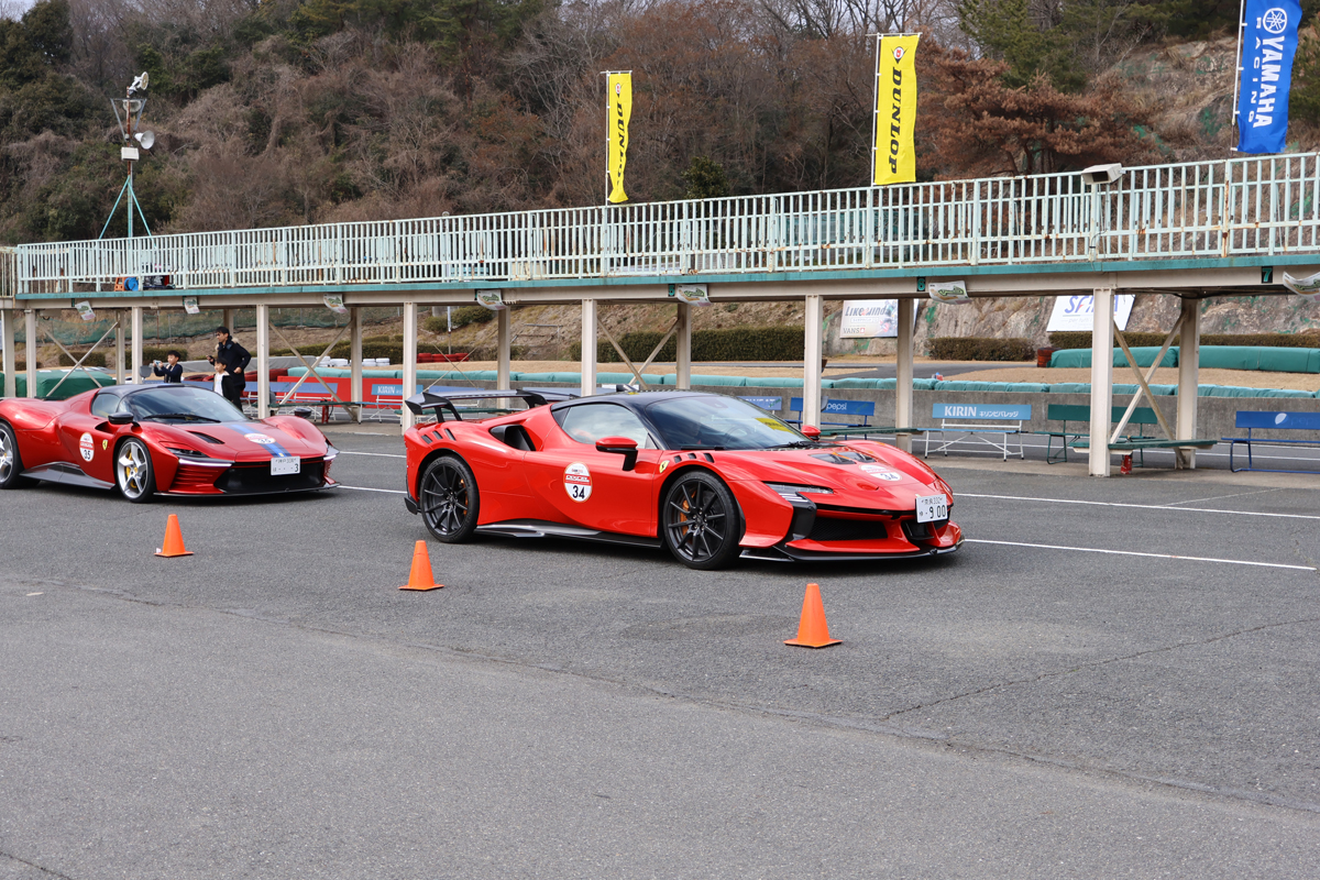 フェラーリ デイトナSP3やSF90 XX、ランボルギーニ レヴエルトにテメラリオ、ロールス・ロイス・スペクターもサーキットを走る。NCCR 2026のスタートから「スペシャルステージ」へ【動画】