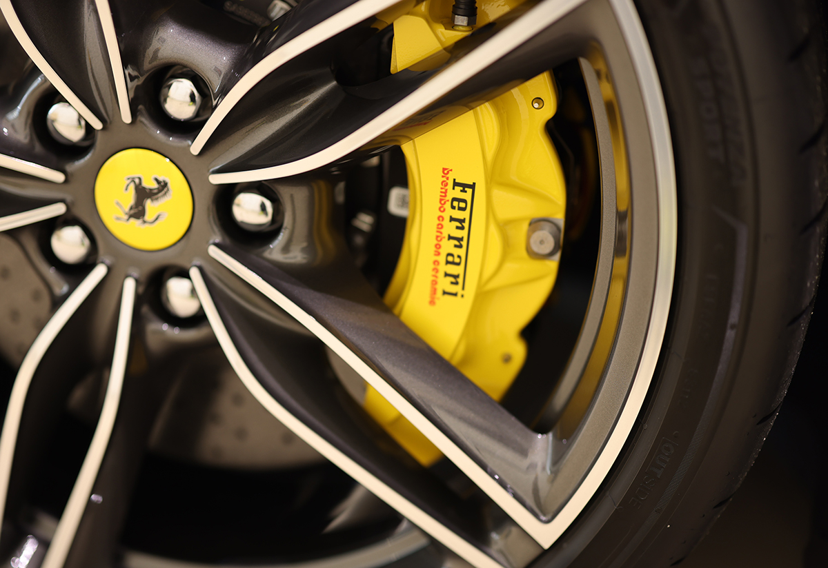 フェラーリとブレンボが「最強の絆」を更新。2026年からF1・WECでの提携を拡大すると発表。市販車へのフィードバックにも期待