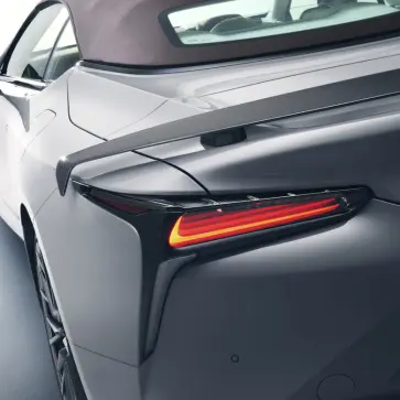 【さよならレクサスLC500】レクサス史上もっとも美しいクーペ / オープンモデルがついに2026年で生産終了。V8の咆哮、ついに終焉へ