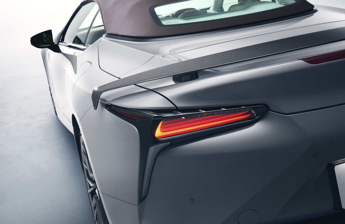 【さよならレクサスLC500】レクサス史上もっとも美しいクーペ / オープンモデルがついに2026年で生産終了。V8の咆哮、ついに終焉へ