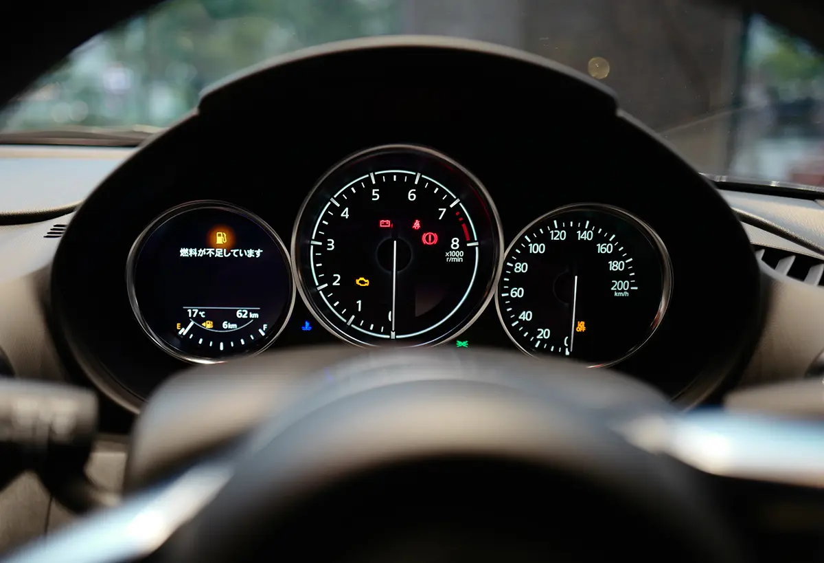 マツダは極秘「V6ロードスター」を試作していた。市販化を阻んだ「たった一つの問題」、そして悲劇とは