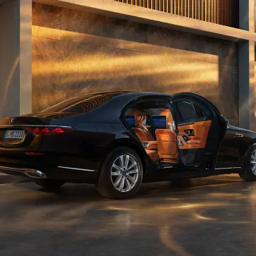 【走る核シェルター】新型メルセデス・ベンツ Sクラスの装甲バージョン、「S680 ガード」発表。V12搭載、4.2トンの最強防弾セダンが守り抜く“究極の安全”