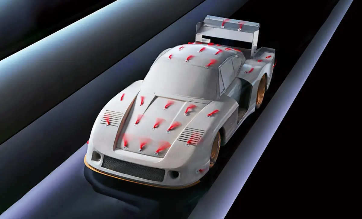 ポルシェを救った究極の賭け。カイエン誕生秘話「プロジェクト・コロラド」の真実と初期デザインが公開