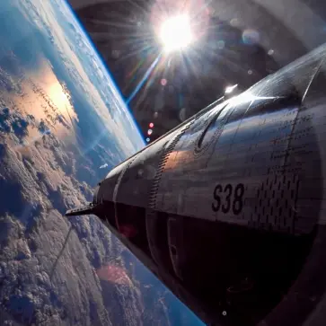 【宇宙AI革命】イーロン・マスク率いるSpaceXが「100万基の衛星打ち上げ」を申請。xAI買収で狙う“地球外計算センター”の全貌とは