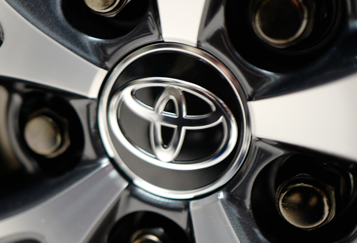 【衝撃】トヨタが社長「わずか3年で」交代。緊急記者会見にて新社長に近健太氏が就任すると発表、何があったトヨタ・・・。