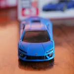 トミカ「ランボルギーニ レヴエルト」を買う。同社のランボルギーニ製品は全般的に品質が高く、トミカはランボルギーニに対して特別な情熱を抱いているのかも