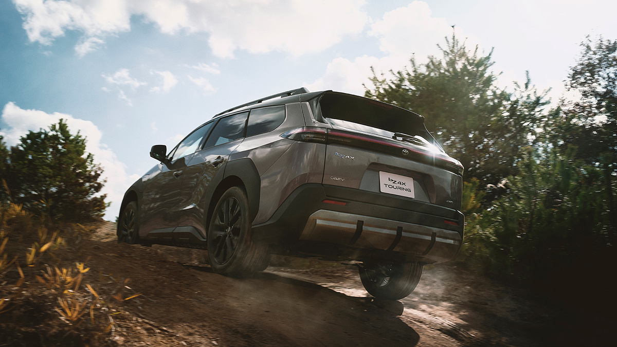 トヨタがEV第二弾、「bZ4Xツーリング」発表。北米版「bZウッドランド」は発売直後にもかかわらず現地で約100万円の値下げして話題に