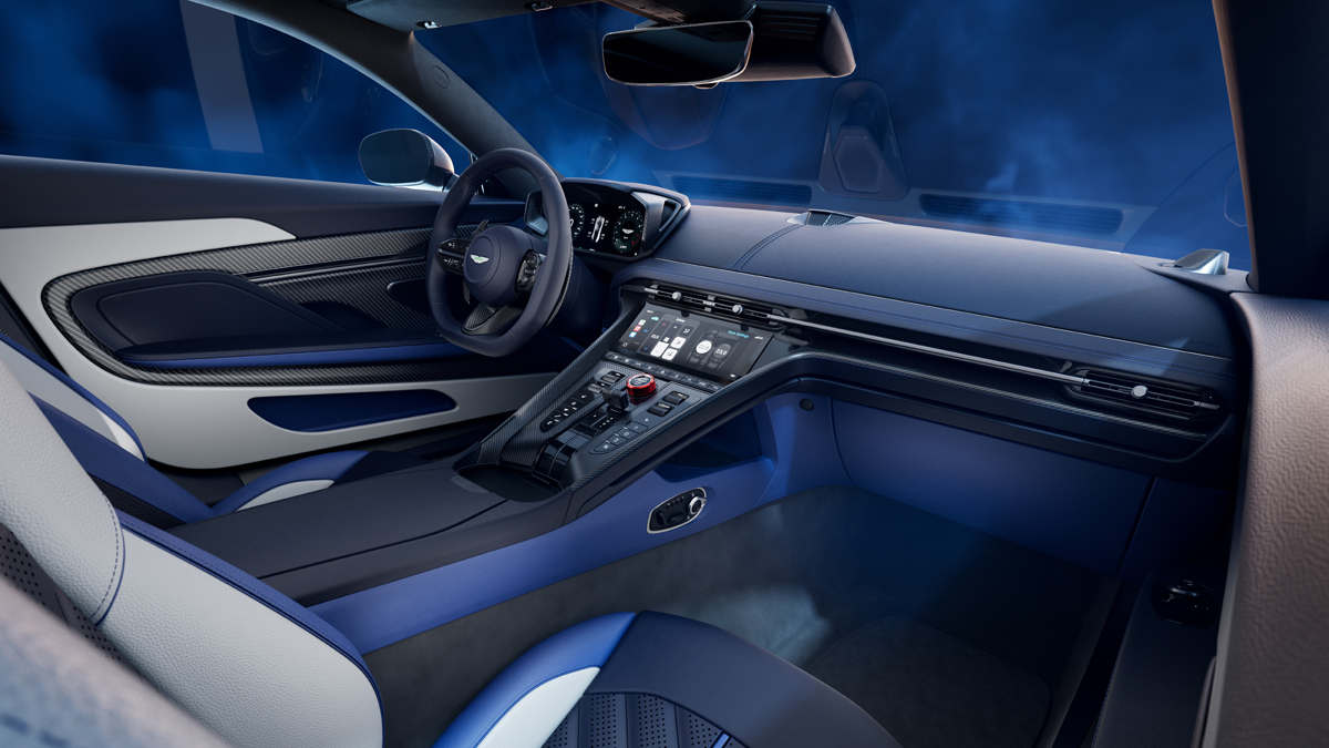 アストンマーティンDB12S インテリア全景