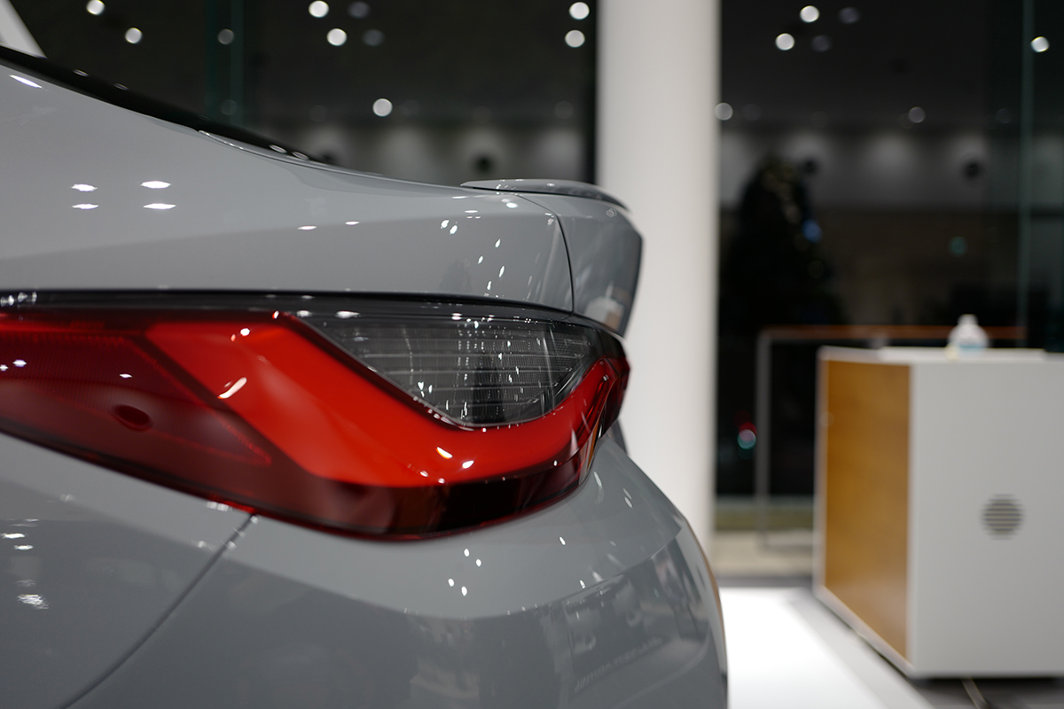 BMW 4シリーズのテールエンド(マンハッタングレー)