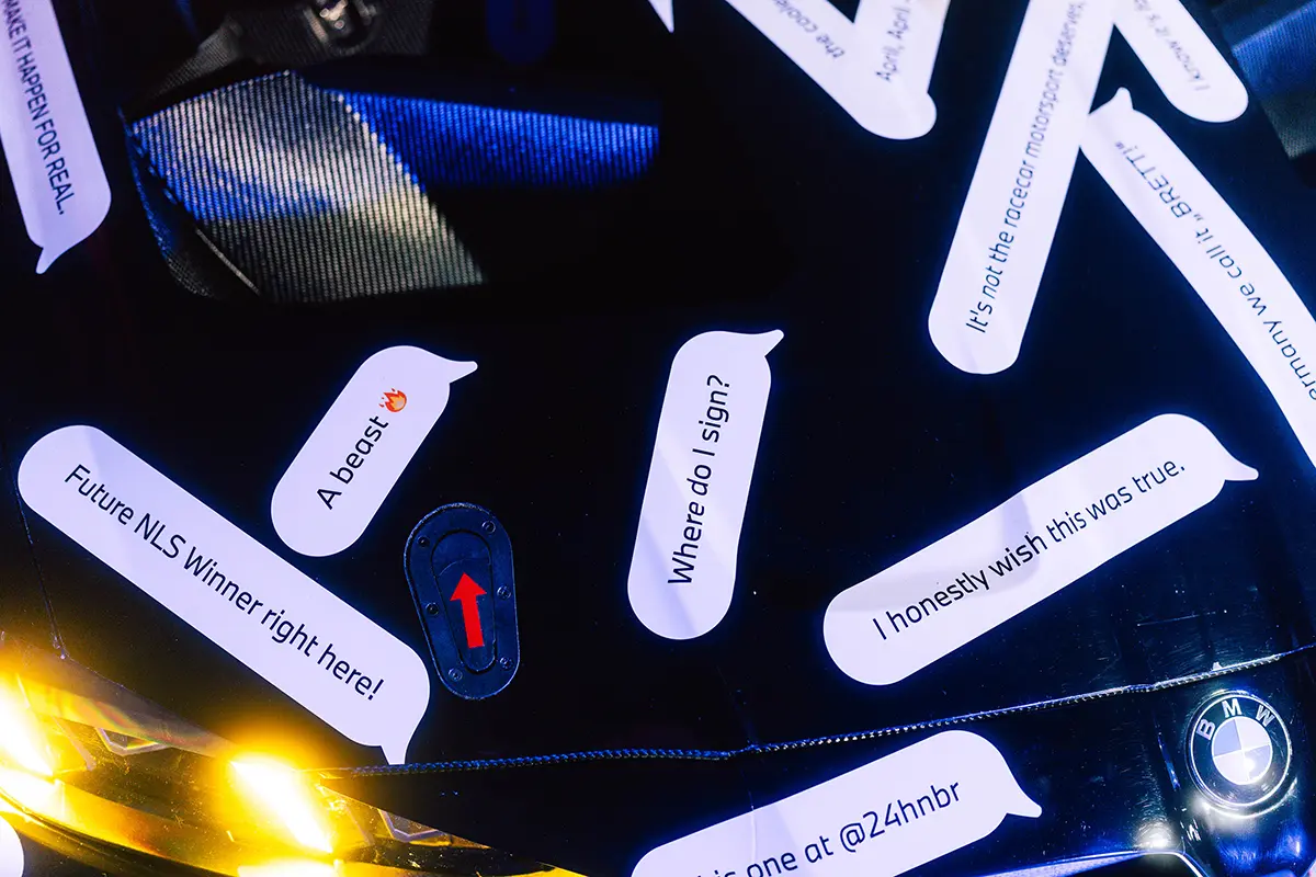 BMW M3ツーリング 24H(ボンネットの拡大画像)