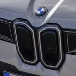 BMW iX3「ノイエクラッセ」の公式画像～フロント グリル