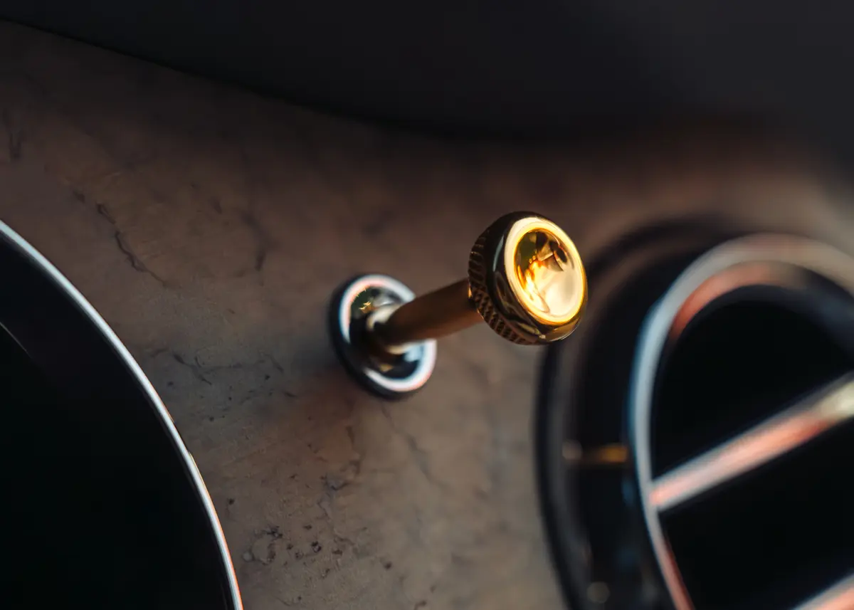 ベントレー×ブードルズ(Boodles)コレクション、インテリアの画像(ダッシュボード)