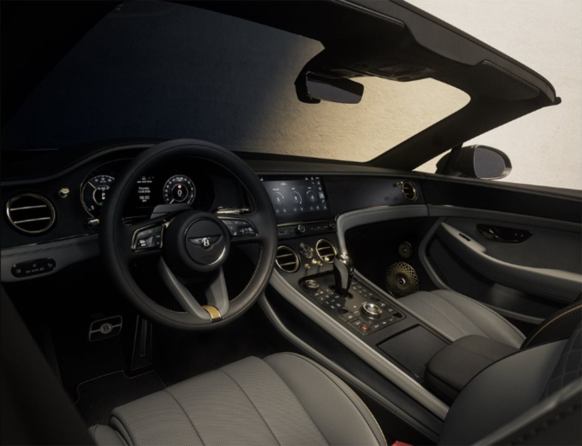 ベントレー・ヴィルトゥオーゾ・コレクション～NAIM製高級オーディオを搭載したコンチネンタルGTのインテリア