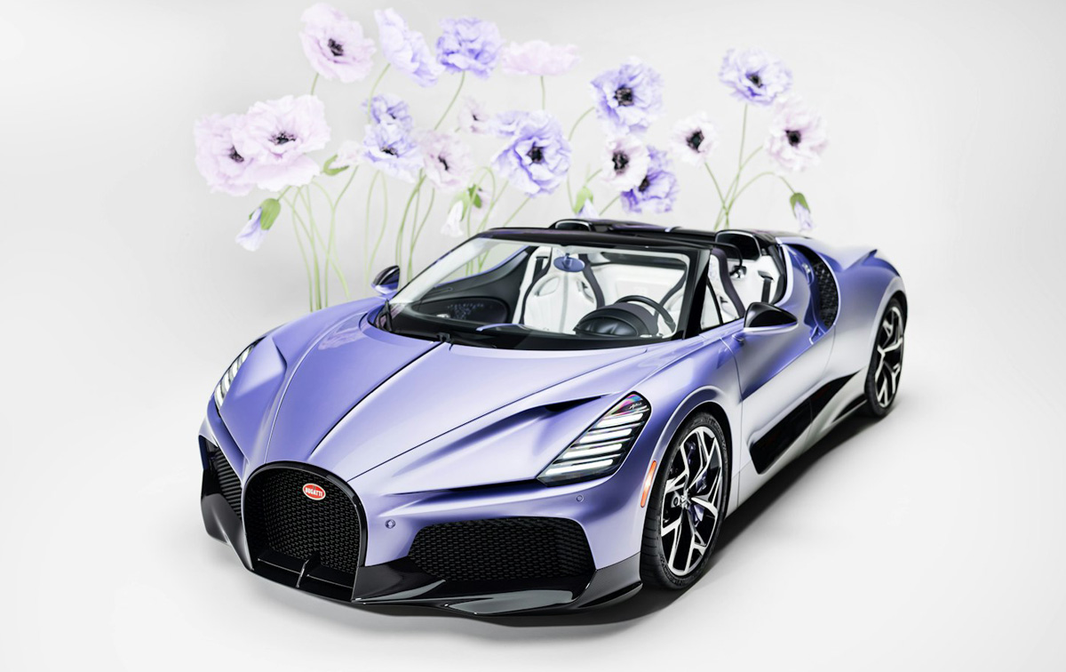 ブガッティ W16ミストラルのワンオフモデル「キャロライン」全景〜フロント