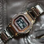 カシオの腕時計、G-SHOCK「GMW-BZ5000BD-1JF」全景