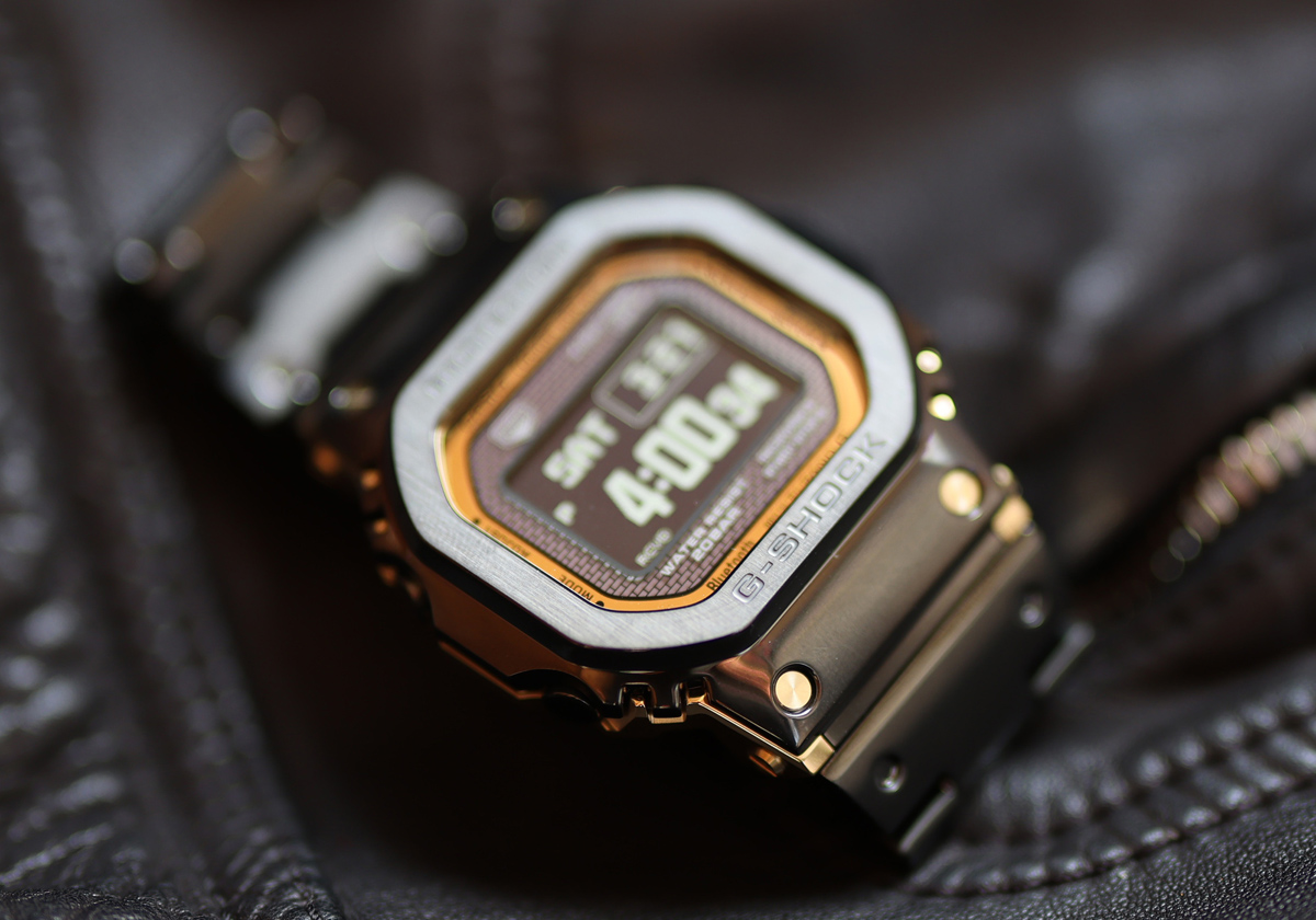 カシオの腕時計、G-SHOCK「GMW-BZ5000BD-1JF」全景