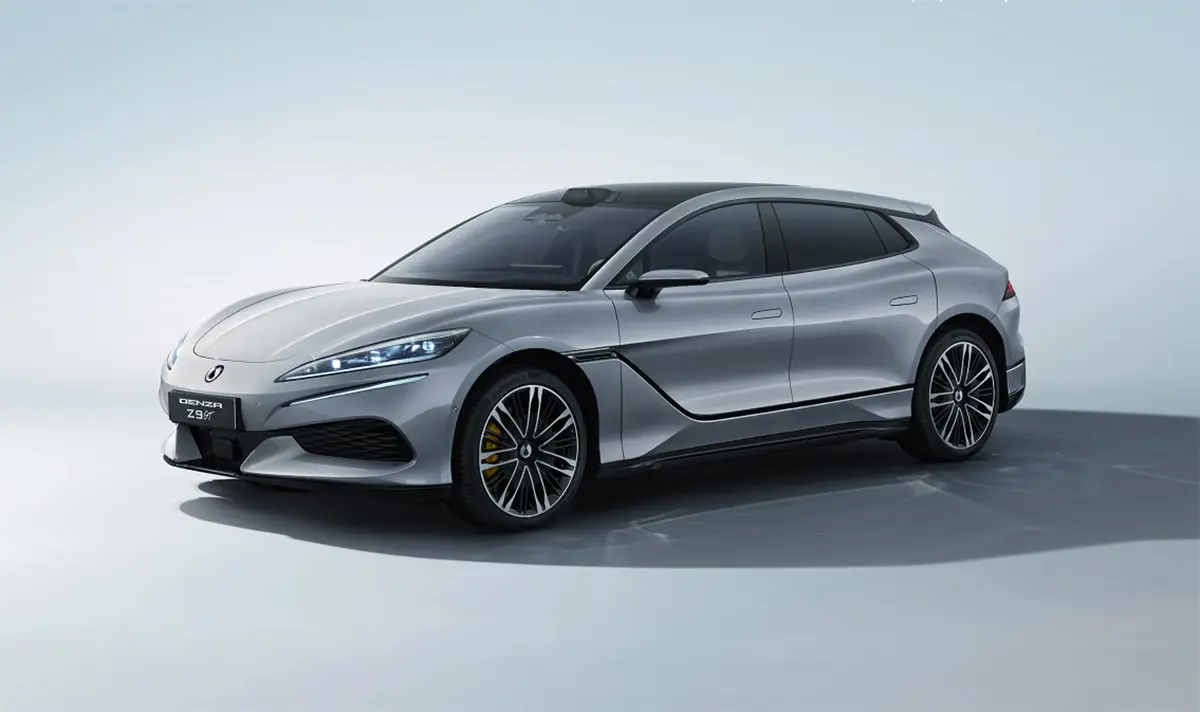BYDの高級ブランド、DENZA（デンザ）Z9 GTのフロントサイド
