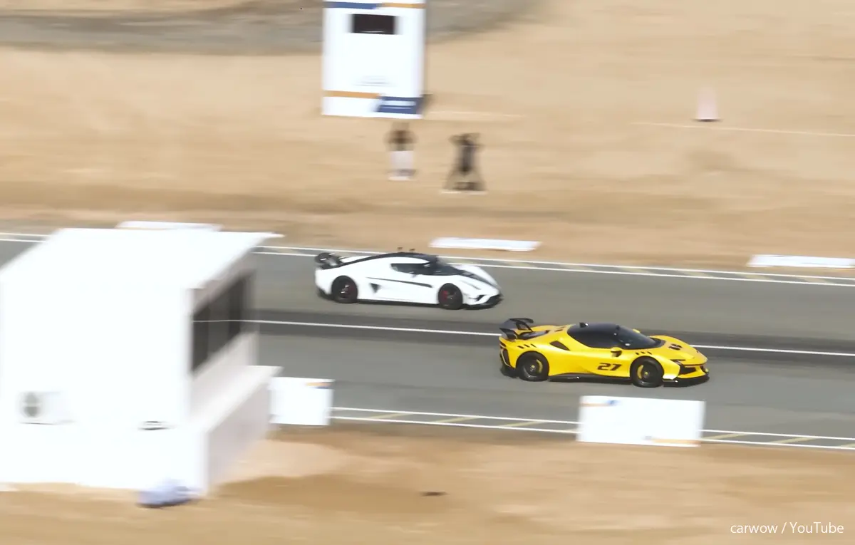 フェラーリ SF90 XX ストラダーレ vs ケーニグセグ レゲーラの「ゼロヨン対決」。合計7億円超えハイパーカーの頂上決戦を見てみよう【動画】