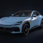 アッズーロ・ラ・プラタのフェラーリ・プロサングエ（テーラーメイド）全景