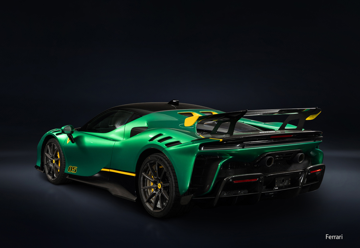 テーラーメイドプログラムにてカスタムしたフェラーリSF90 XX ストラダーレのエクステリア（グリーン）～リア