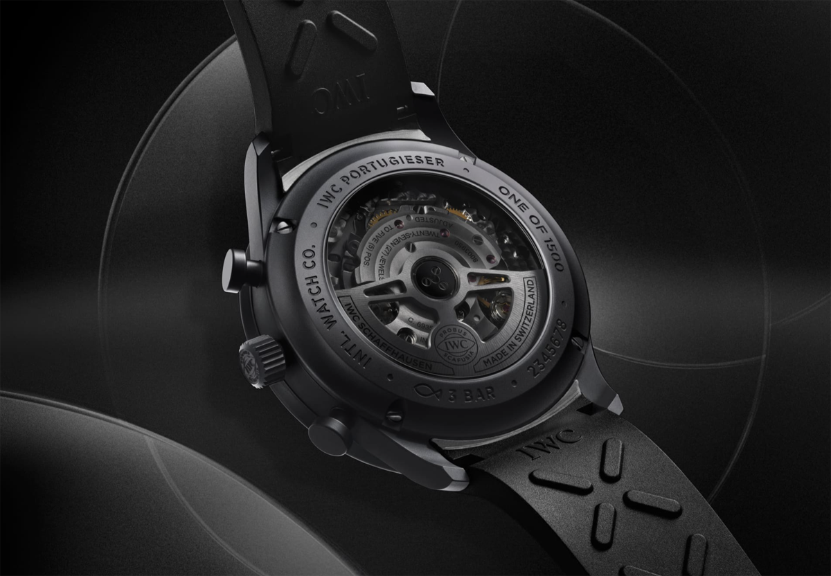 IWCの新作腕時計「ポルトギーゼ・クロノグラフ・セラタニウム」ケースバック