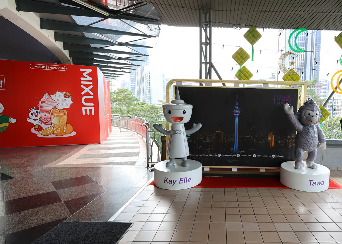 マレーシアはクアラルンプールにてKLタワーの展望台からの眺め(グラスボックス)