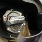 ランボルギーニ・ウルスのオプション、化0本ファイバー製ガスキャップ