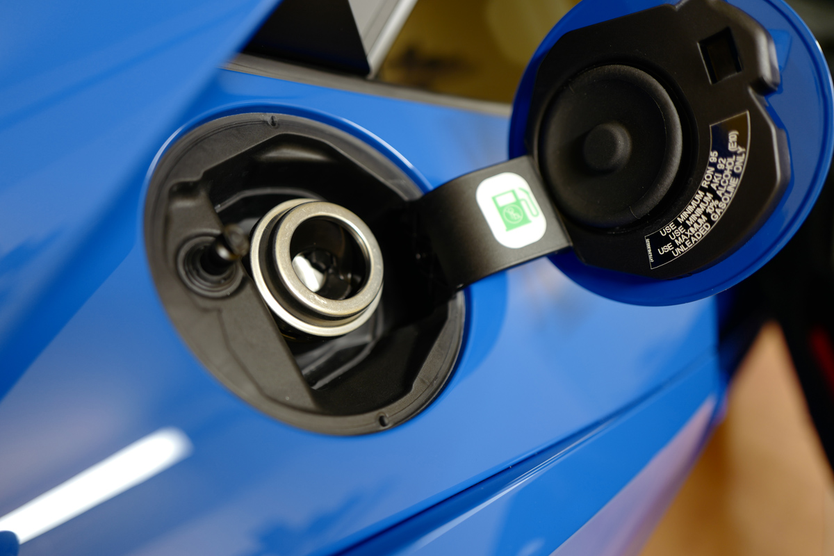 ランボルギーニ・ウラカンEVO RWDの給油口