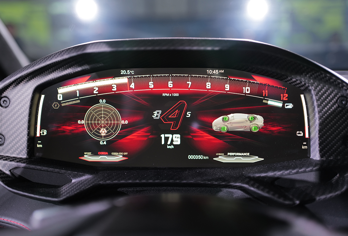 ランボルギーニ テメラリオのメーター表示（デモモード）