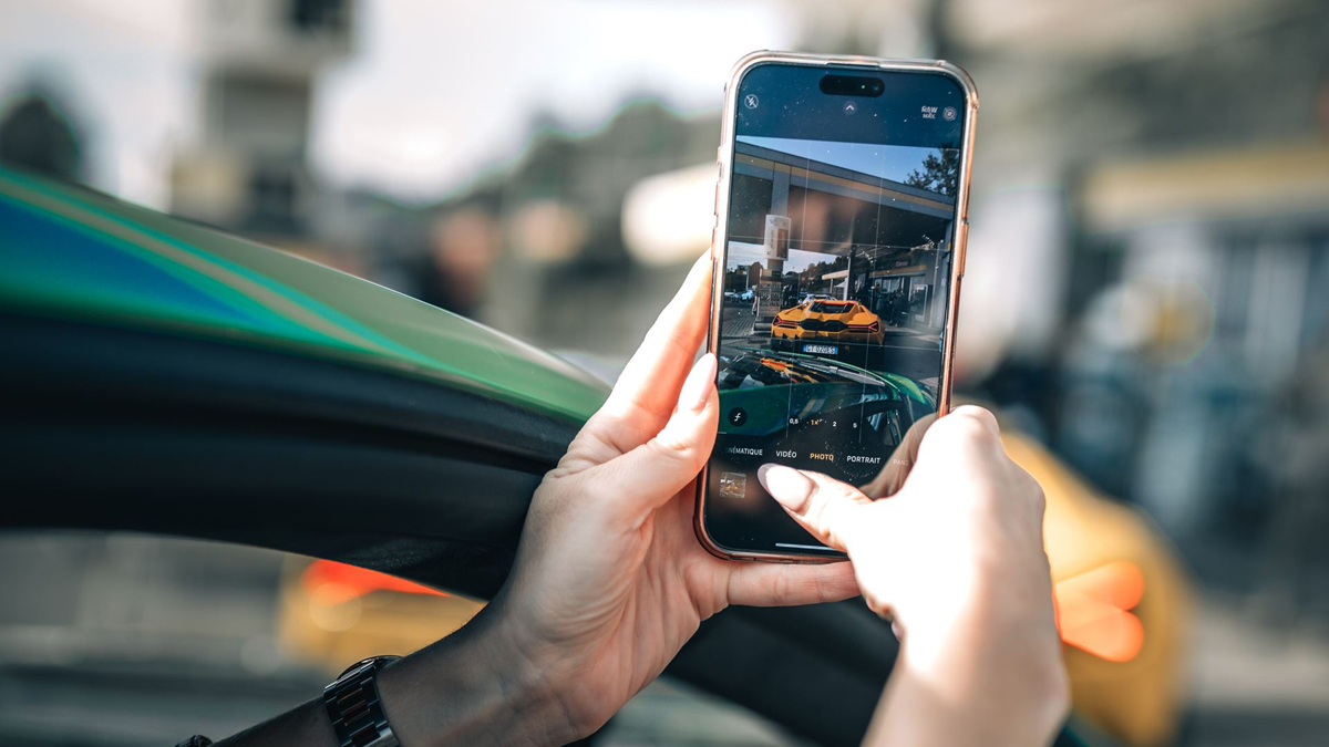 ランボルギーニとスマートフォン