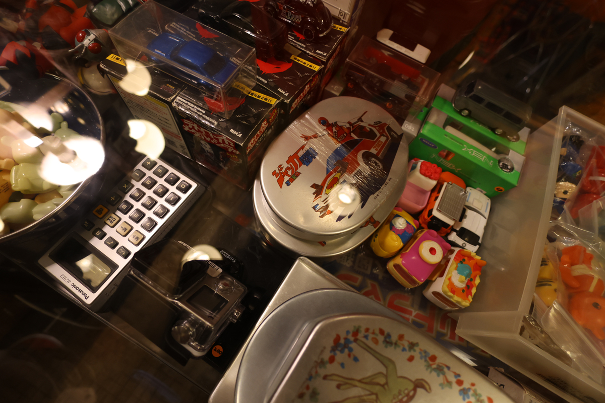 マレーシア クアラルンプールの「奇妙な」書店、BookXcess RexKLの館内