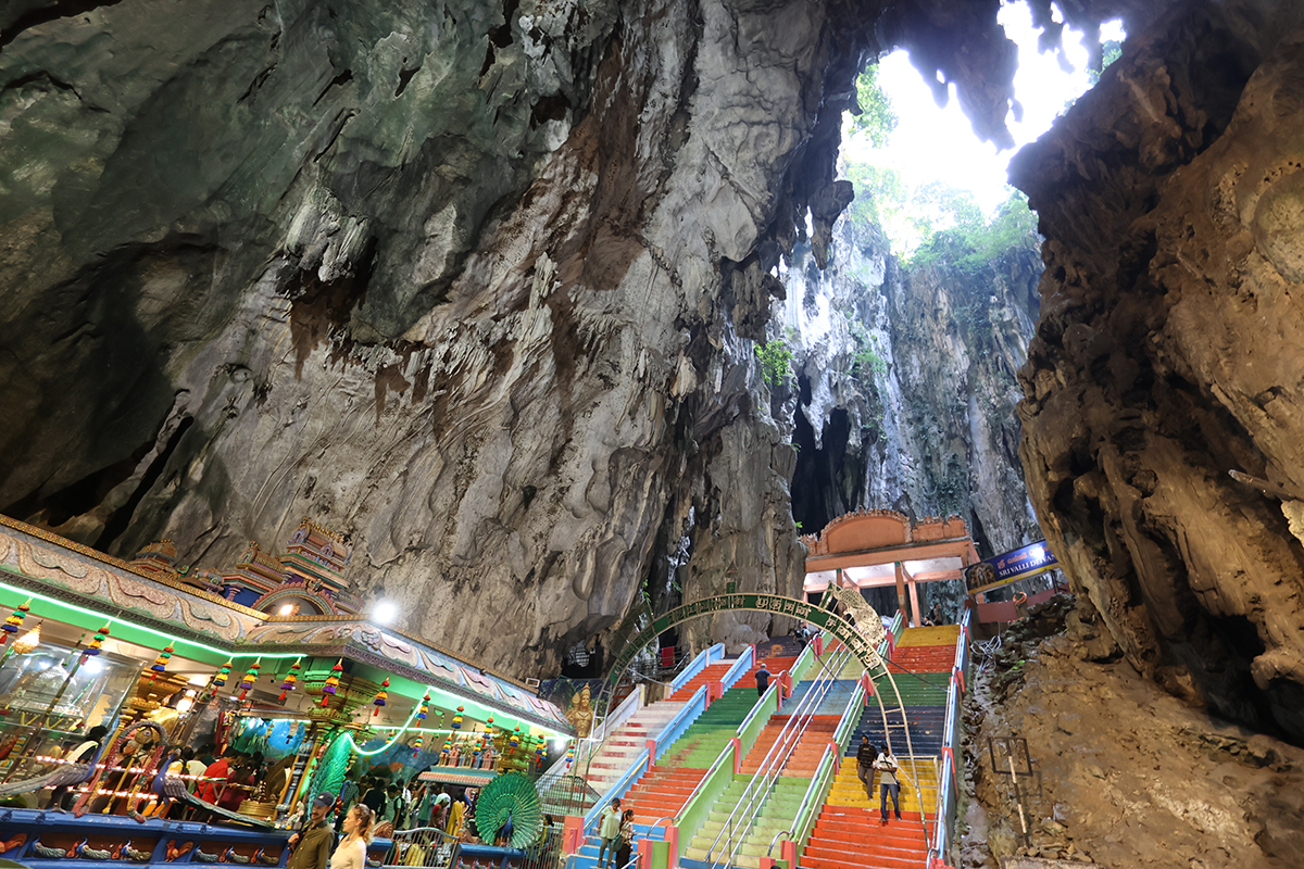 マレーシア クアラルンプールにあるバツー洞窟にて(寺院)