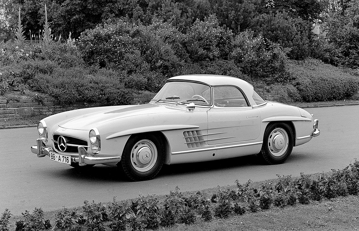 メルセデス300SLガルウイングクーペの全景