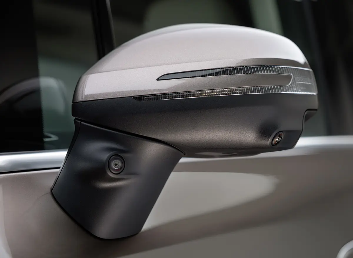 メルセデス・ベンツVLEのドアミラー