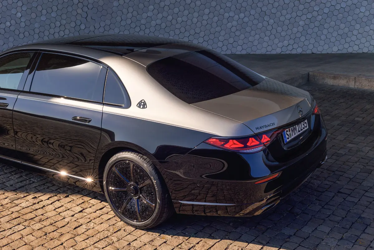2026年モデルのメルセデス・マイバッハ（リア）
