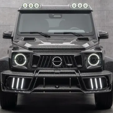 マンソリーのカスタムによるメルセデス・ベンツGクラスのカスタムカー「P820」正面