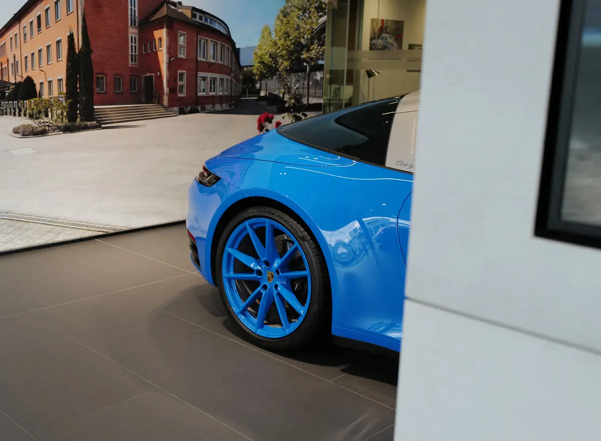 ポルシェ911タルガのリアとホイール（ブルー）