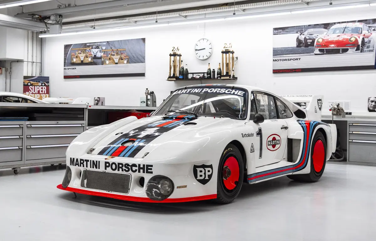 ポルシェ935(レーシングカー)のフロントサイド