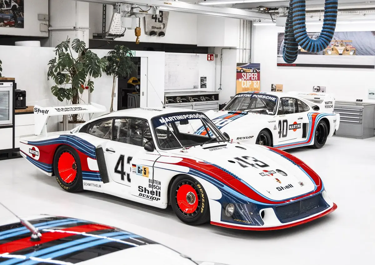 ポルシェ935(レーシングカー)のフロントサイド(モビーディック)