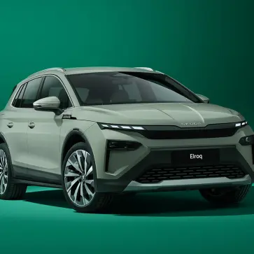 シュコダ・エルロック(停止状態、フロント、グリーン)