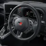 トヨタGR ヤリスのインテリア（2026年モデル、ステアリングホイール）