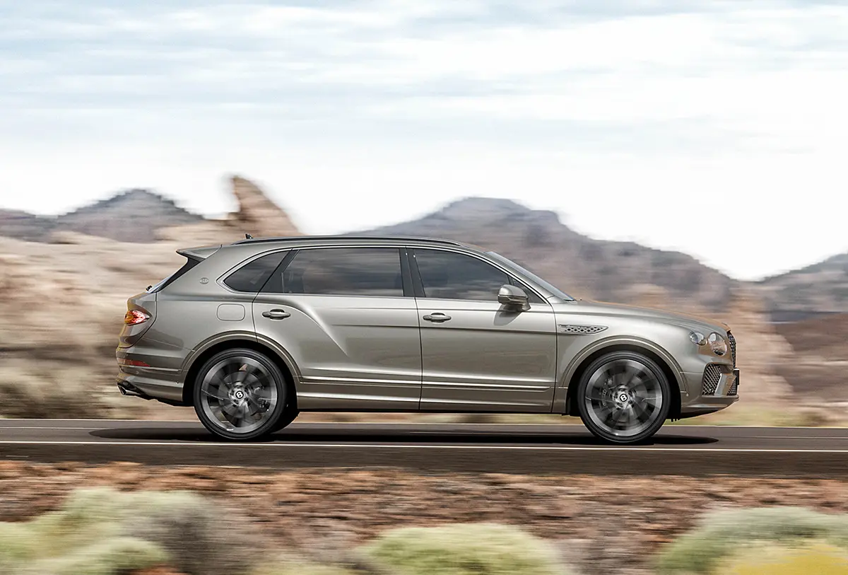 ベントレー・ベンテイガ・アルテナラエディションのサイド