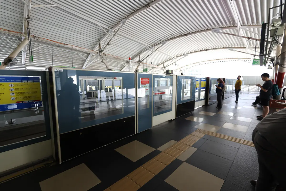 マレーシア旅行記 クアラルンプールのモノレールの駅