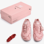 ポルシェ「ピンクピッグ」コレクション〜プーマとのコラボスニーカー