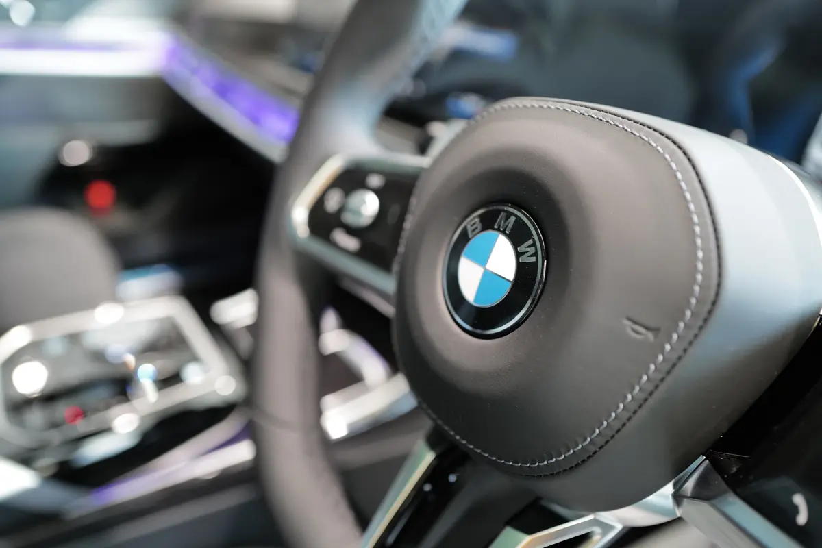 BMWのステアリングホイール（7シリーズ）