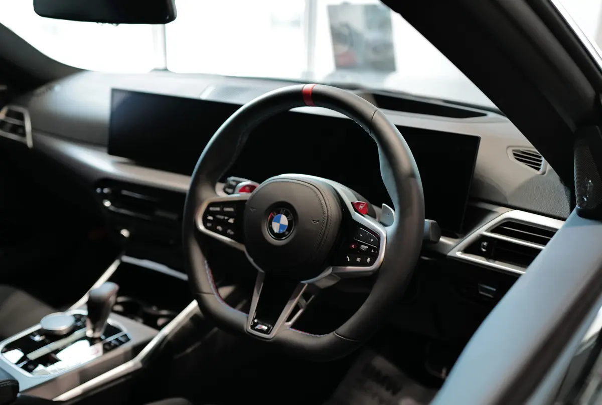BMW M2のステアリングホイール