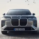 BMW 7シリーズ LCI（シルバー2トーン）～正面