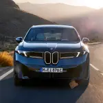 BMW iX3のフロント